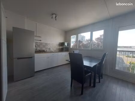 3 chambres meublées  fac  écoles  wifi lave linge grand appartement