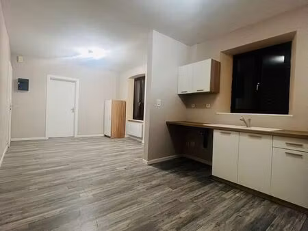 appartement 2 pièce 50m2+ une chambre de 15m2