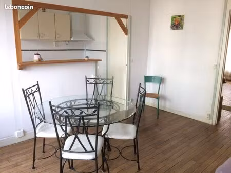studio poitiers gare 34 m2