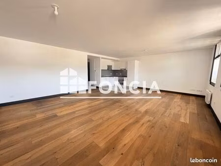 appartement 3 pièces 74 m²