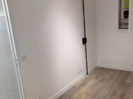 studio 1 pièce 14 m²