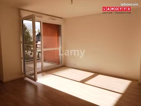 appartement 3 pièces 65 m²