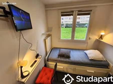 appartement 1 pièce 11 m²
