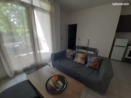2 pièces meublé 42m2