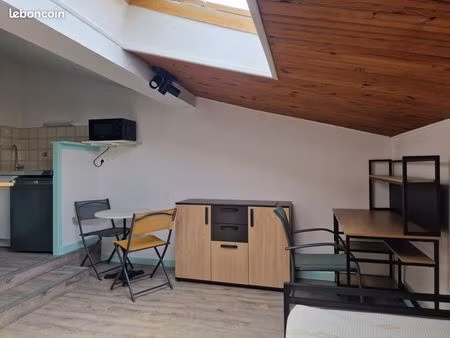 joli studio meublé dans villa métro canal du midi