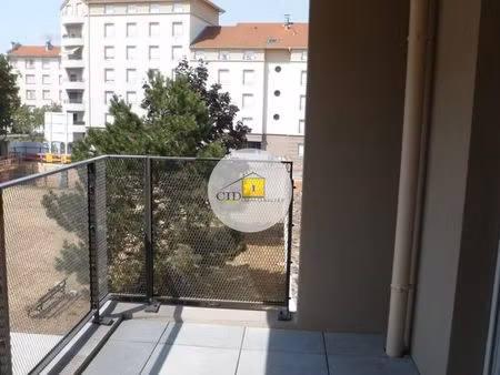 appartement 3 pièces 63 m²
