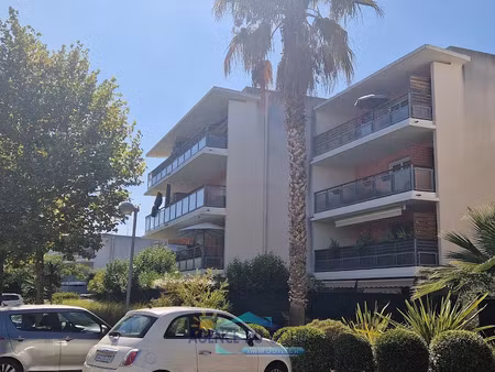 vente appartement 2 pièces 40.95 m² à la ciotat (13600)  249 000 €