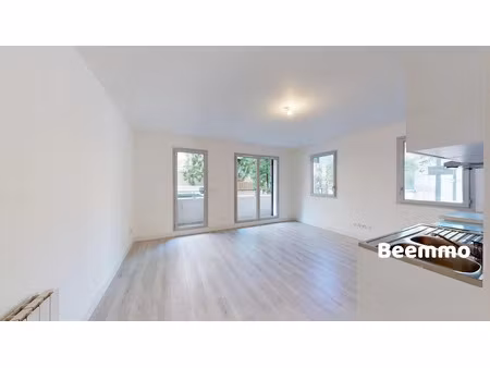 vente appartement 4 pièces 68 m² à la plaine saint denis (93210)  275 000 €