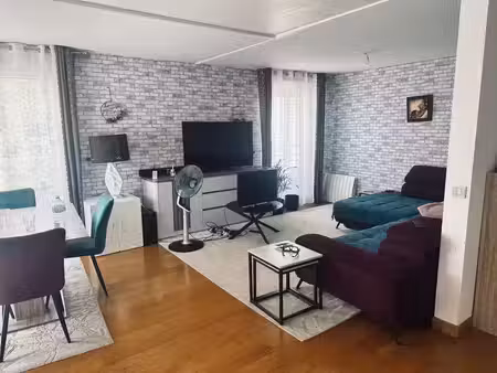 location appartement 5 pièces 103 m² à chanteloup-les-vignes (78570)