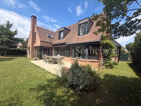location meublée maison 6 pièces 219 m² à marcq-en-baroeul (59700)  3 800 €
