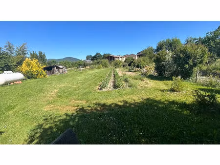 a vendre maison t3 + garage r1 + jardin
