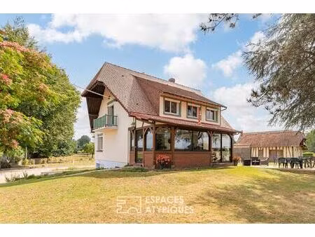 maison de campagne avec un ancien four à pain  dépendance et vue dégagée sur la campagne