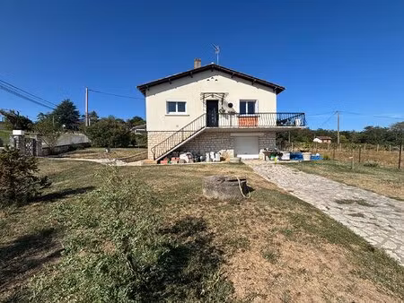 maison 5 pièce(s) 105 m2 proche des commodités