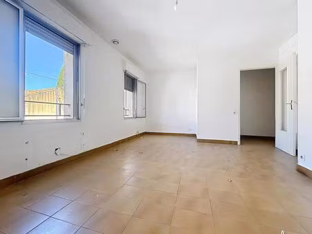 exclusivite avignon extra muros proche rempart t2 49m²