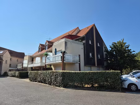 appartement berck 51.34 m2   2 chambres  en rez de jardin avec place de parking .