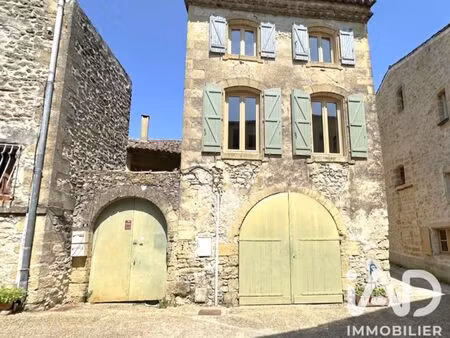 immeuble à collias (30210)