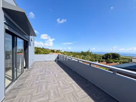 une maison contemporaine avec vue mer  volumes généreux et cadre de vie privilégié à...