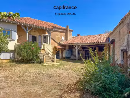 propriété à vendre saint front sur lemance 3 pièce(s) 50m2 179 500€