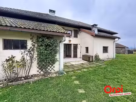 ancienne ferme de caractère 160 m² avec dépendances