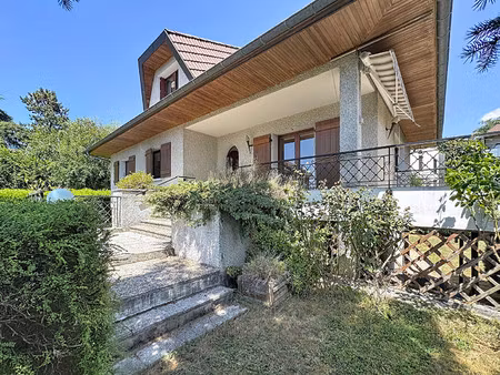 maison de luxe à vendre dans le quartier albigny