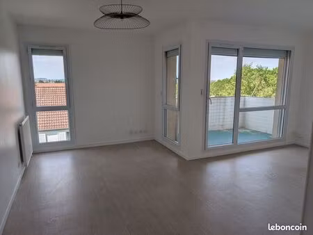 appartement 3 pièces 63 m²