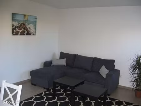 grand t1 en rez de jardin