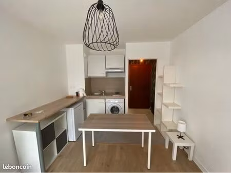 nantes — studio meublé