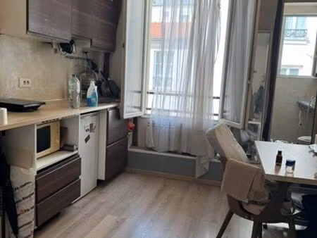 studio 15e.libre (29july-31 august.only )short term rent
