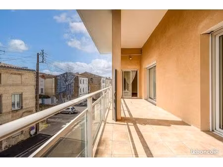centre-ville  appart 4ch  terrasse  parking