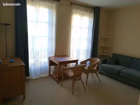 location studio - 24 m² - saint-germain-en-laye - centre ville historique