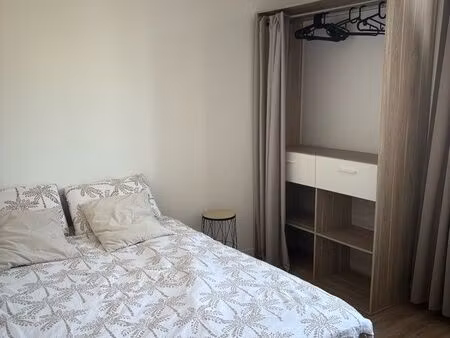 dernière chambre étudiant proche université
