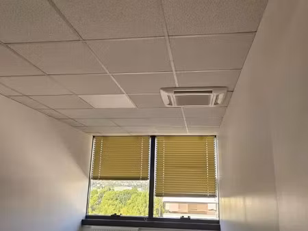 location bureau 1 pièce 13 m² à pontoise (95000)