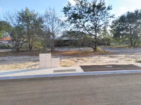 vente terrain 671 m² à le porge (33680)  200 000 €