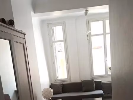 location meublée appartement 3 pièces 49 m² à aix-en-provence (13090)  1 090 €