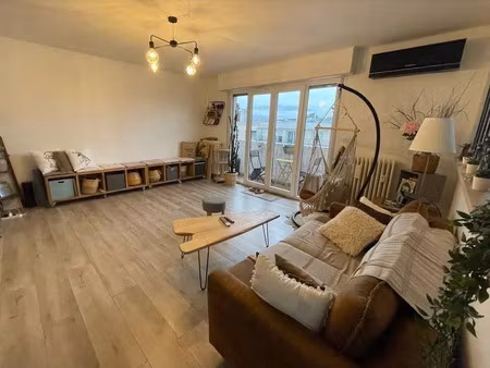 location meublée appartement 3 pièces 89 m² à annemasse (74100)  1 900 €