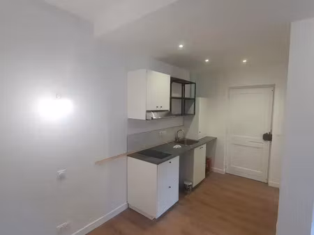location appartement 1 pièce 22 m² à boulogne-billancourt (92100)  930 €
