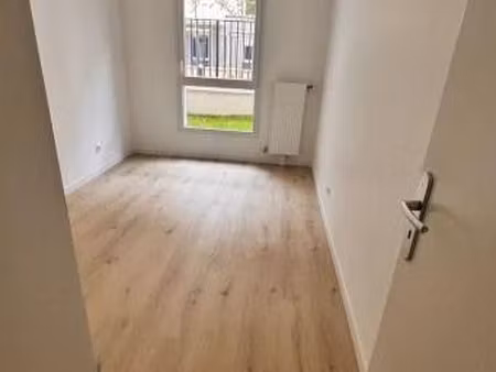 location meublée appartement 3 pièces 61 m² à epinay-sur-orge (91360)  1 600 €