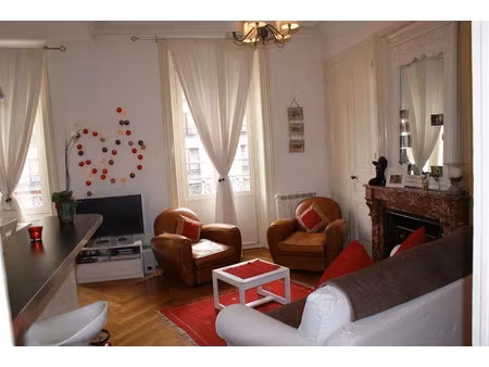 location appartement 2 pièces 54 m² à lyon 6ème (69006)  967 €