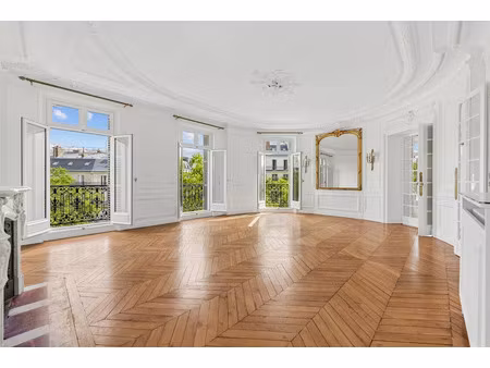 location appartement 6 pièces 246.13 m² à paris 8ème (75008)  9 980 €