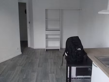 location meublée appartement 1 pièce 19 m² à bagnolet (93170)  710 €