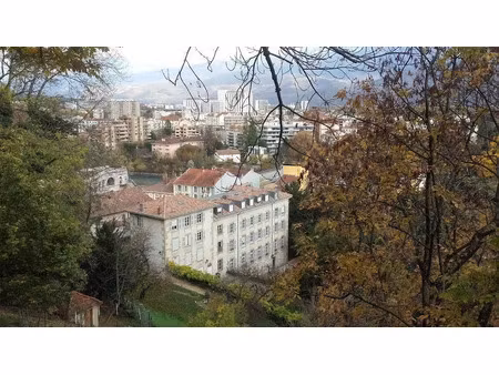 location meublée appartement 2 pièces 35 m² à grenoble (38000)  710 €