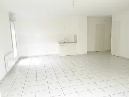 location appartement 2 pièces 44 m² à miribel (01700)  703 €