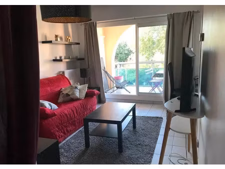 location meublée appartement 1 pièce 38 m² à montpellier (34000)  700 €