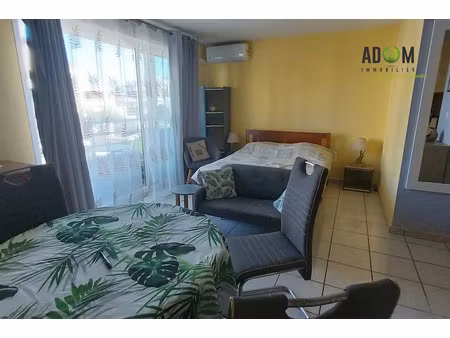 location meublée appartement 1 pièce 30.6 m² à saint pierre (97410)  775 €