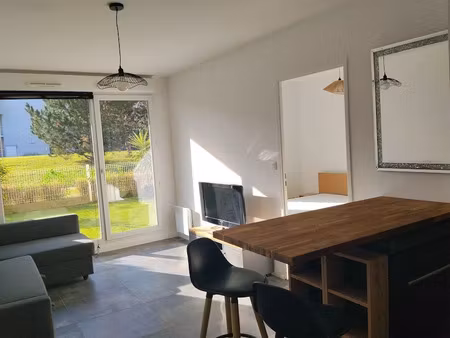 location meublée appartement 2 pièces 40 m² à sainte-adresse (76310)  790 €