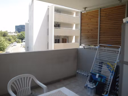 grand studio 30 m2 plus terrasse 12 m2 montpellier
