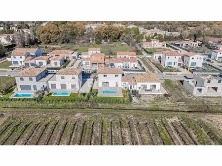 *** villa contemporaine de 120m2 avec garage et piscine - arpaillargues et aureillac ***