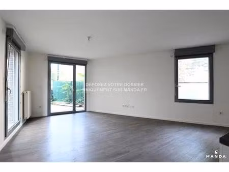 t3 non meublé - 16  rue du clos bénard  93300  aubervilliers  france
