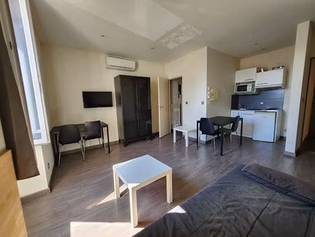 avignon - location studio meublé avignon porte limbert ? climatisé ? 20 m²
