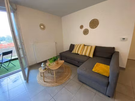 location meublée appartement 3 pièces 63 m² à seysses (31600)  850 €